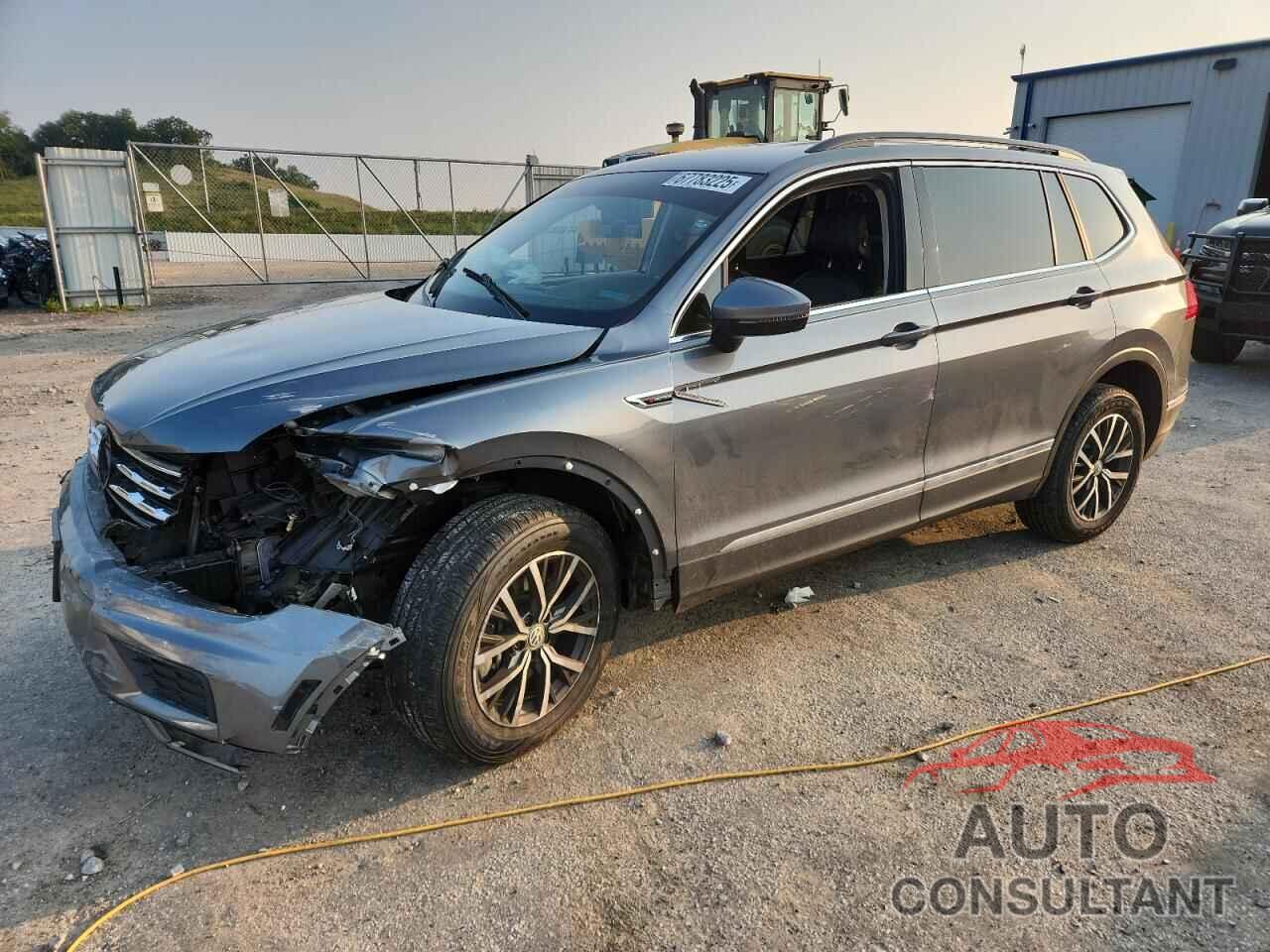 VOLKSWAGEN TIGUAN 2018 - 3VV2B7AX2JM197891