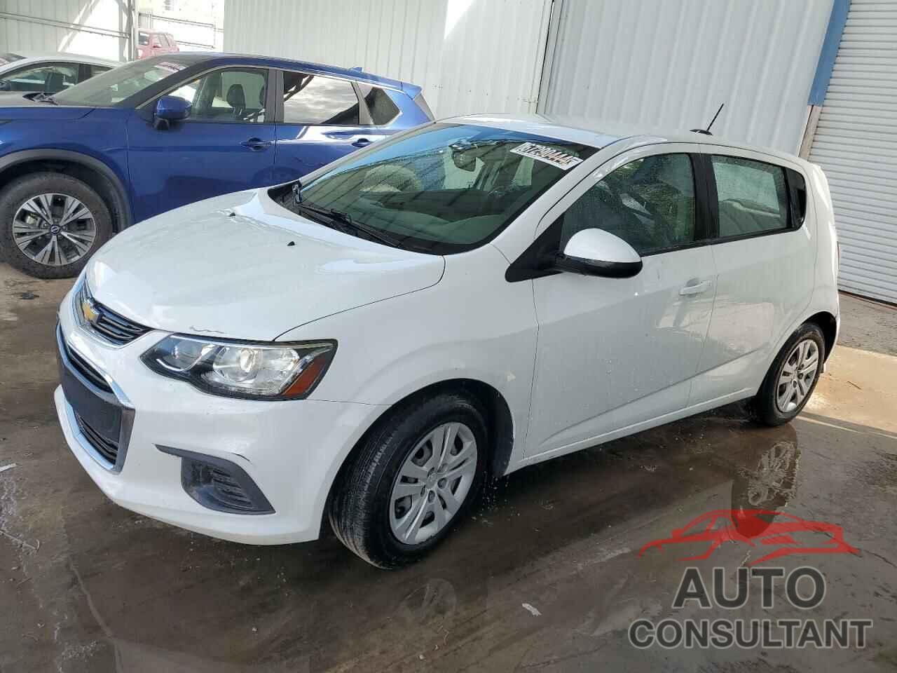 CHEVROLET SONIC 2017 - 1G1JG6SHXH4152483