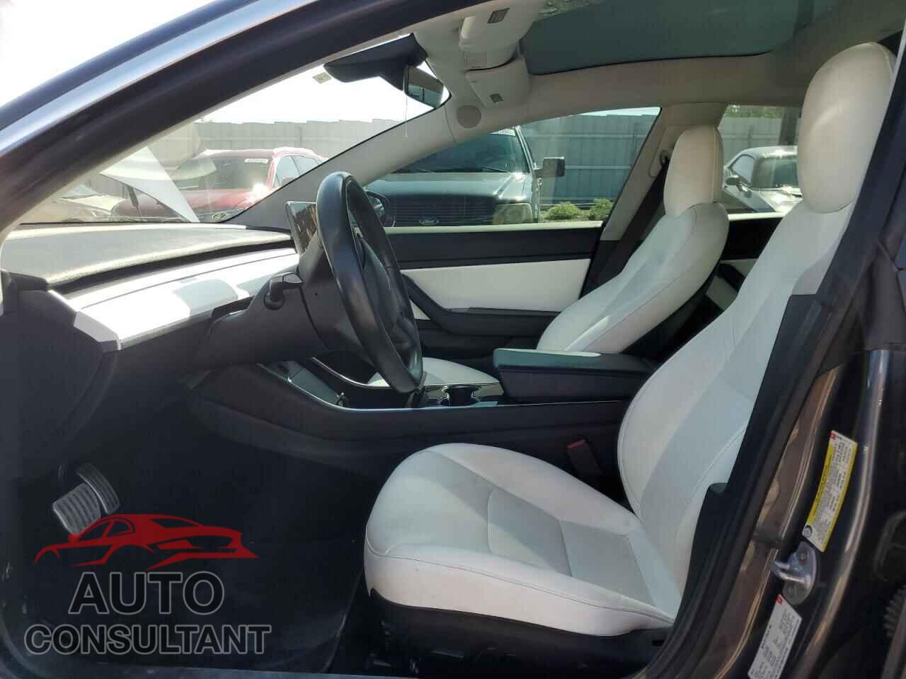 TESLA MODEL 3 2018 - 5YJ3E1EB8JF079189