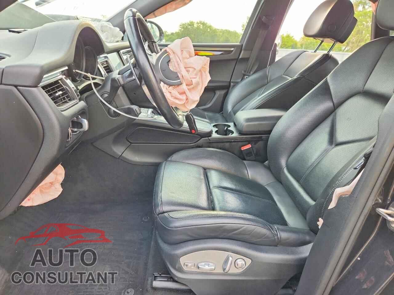 PORSCHE MACAN 2017 - WP1AA2A54HLB00585
