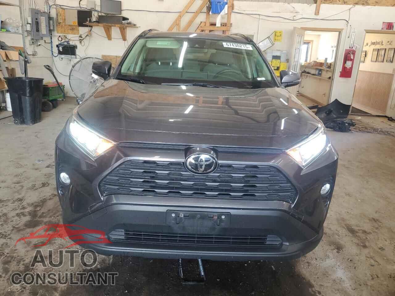 TOYOTA RAV4 2019 - JTMP1RFV5KD022283