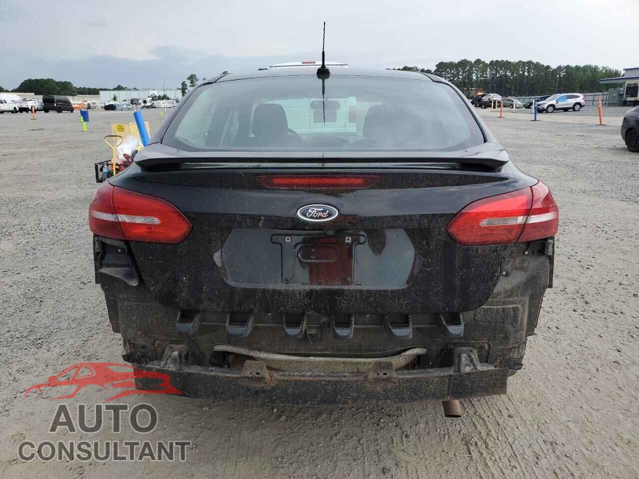 FORD FOCUS 2016 - 1FADP3F23GL374480