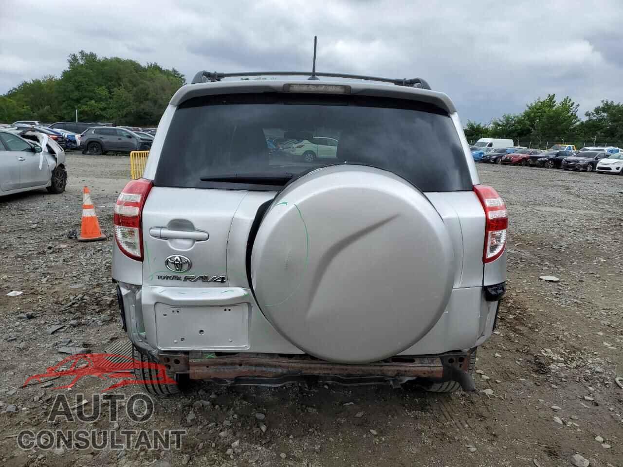 TOYOTA RAV4 2011 - 2T3ZF4DV7BW099028