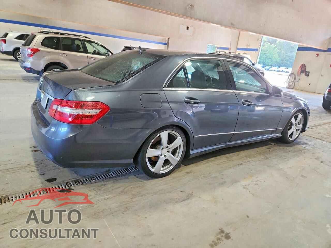MERCEDES-BENZ E-CLASS 2010 - WDDHF5GB2AA047148