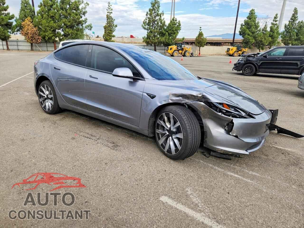 TESLA MODEL 3 2026 - 5YJ3E1EA6TF174604