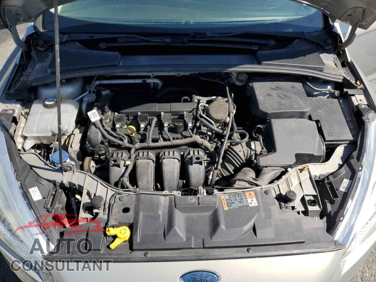 FORD FOCUS 2015 - 1FADP3F28FL307775