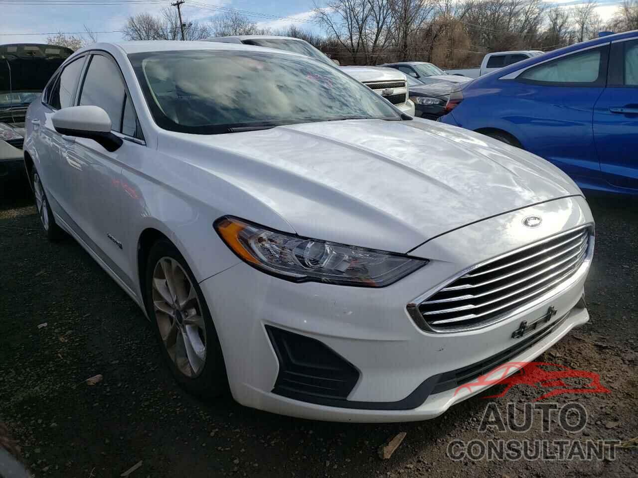 FORD FUSION 2019 - 3FA6P0LU1KR257830