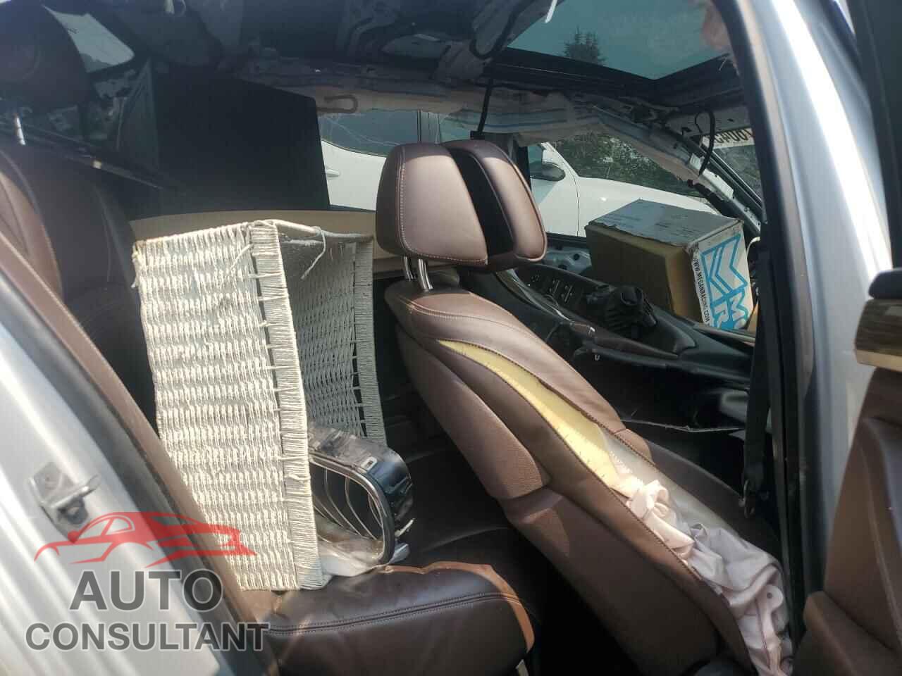 BMW 5 SERIES 2014 - WBA5B3C53ED537631