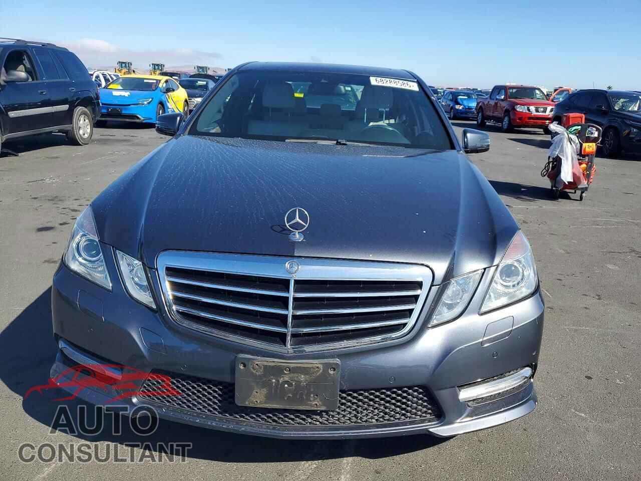 MERCEDES-BENZ E-CLASS 2012 - WDDHF5KB2CA603632
