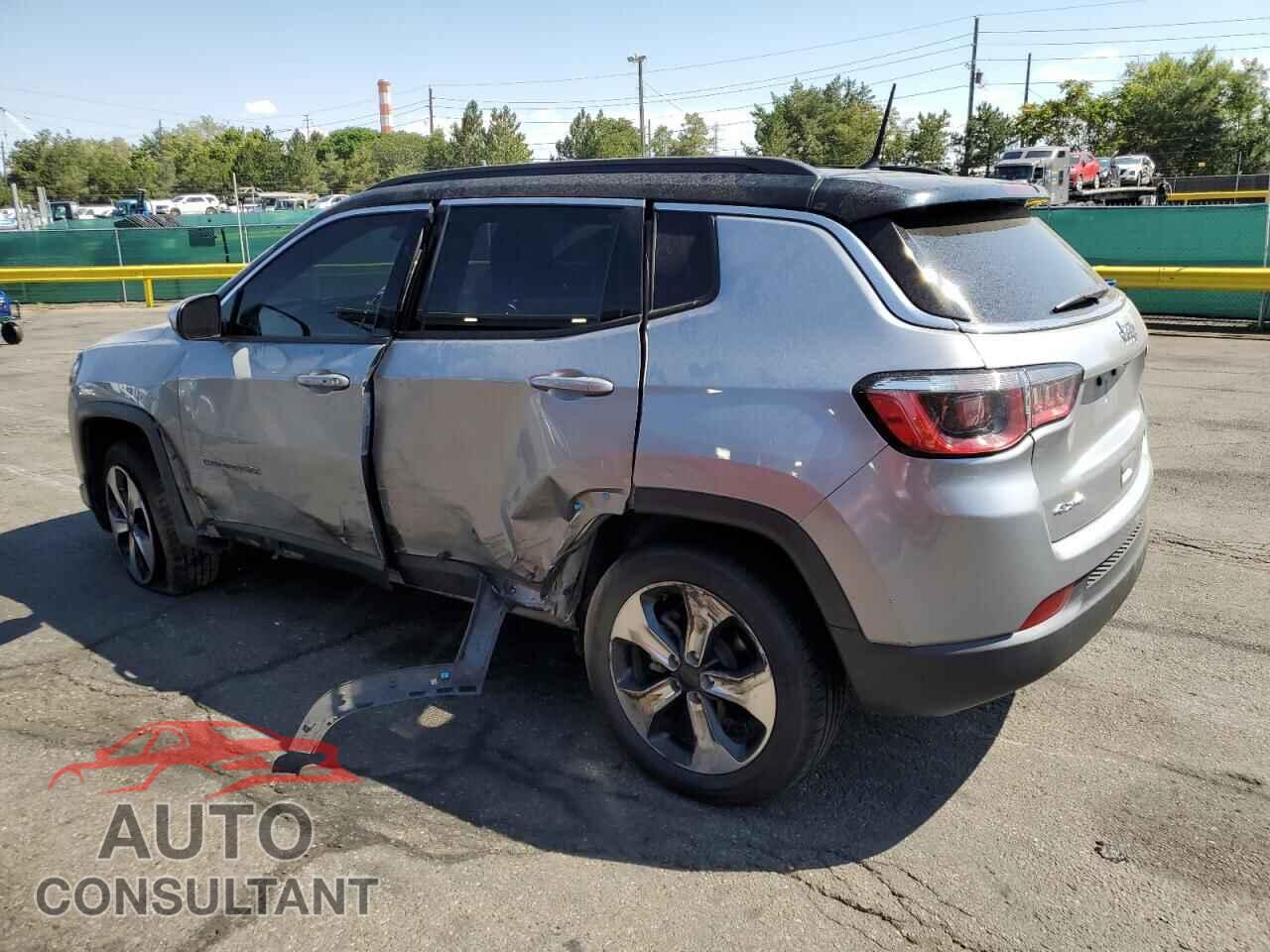 JEEP COMPASS 2018 - 3C4NJDBB2JT116247
