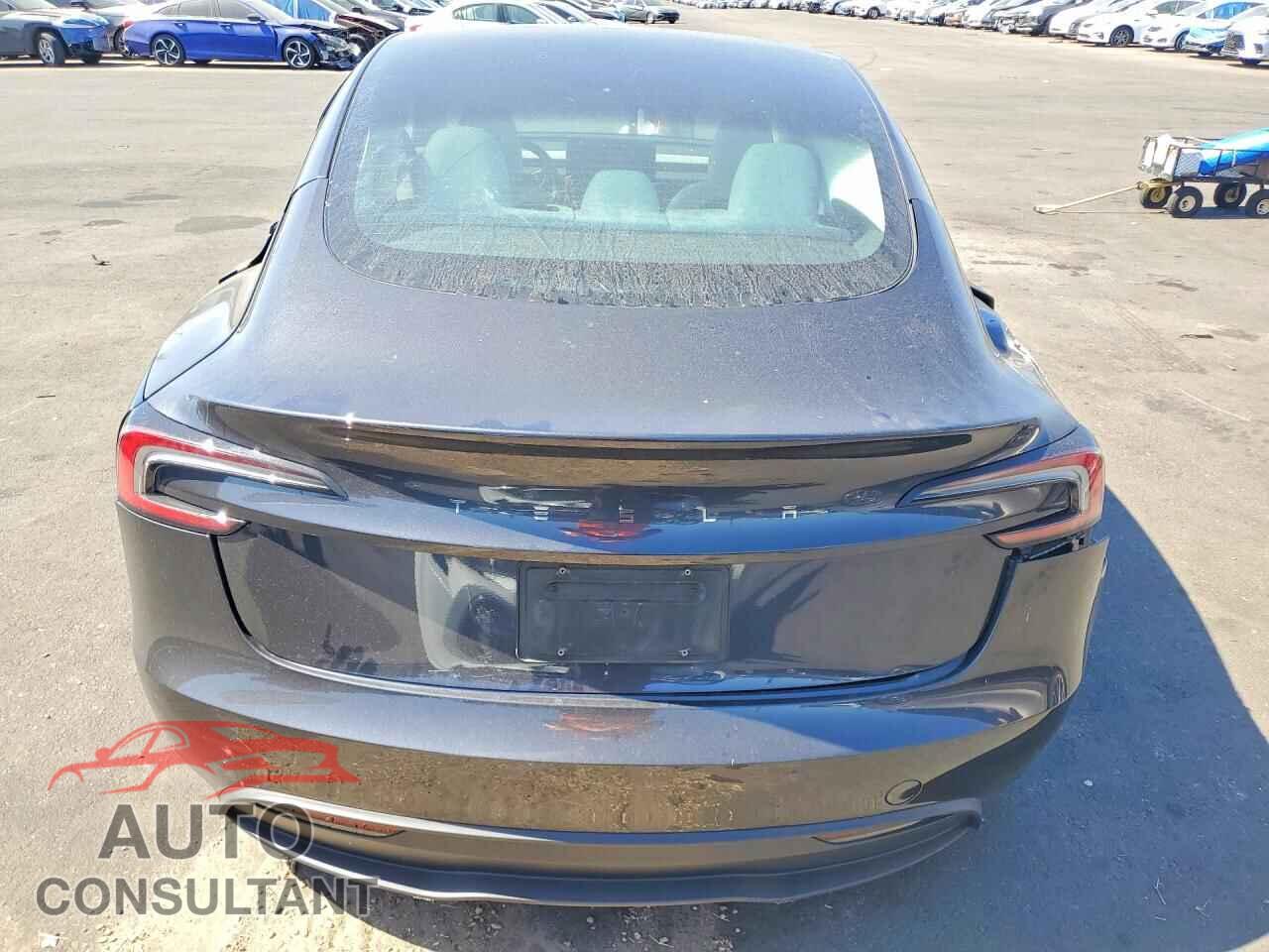 TESLA MODEL 3 2024 - 5YJ3E1EA2RF815448