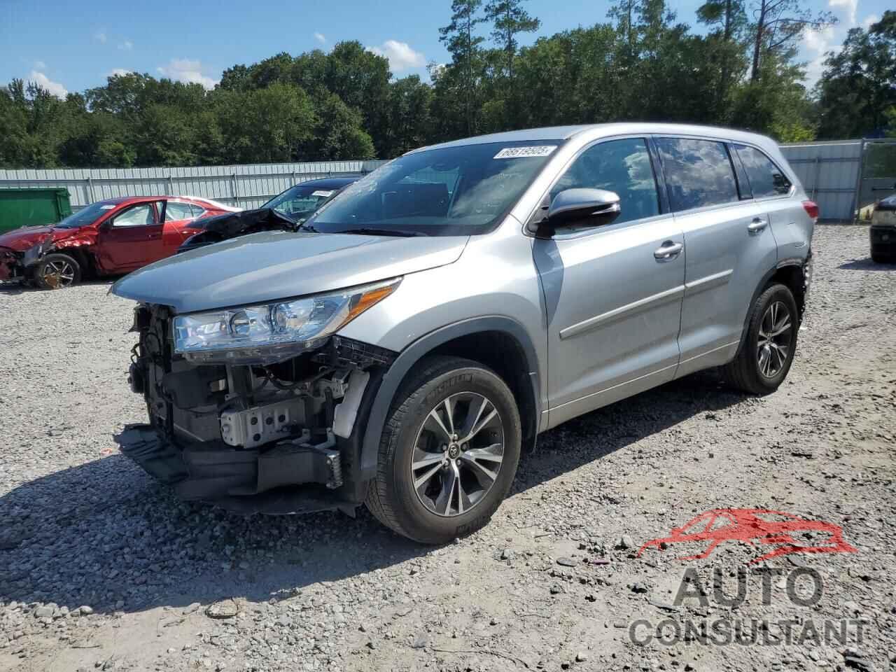 TOYOTA HIGHLANDER 2018 - 5TDBZRFH9JS808765