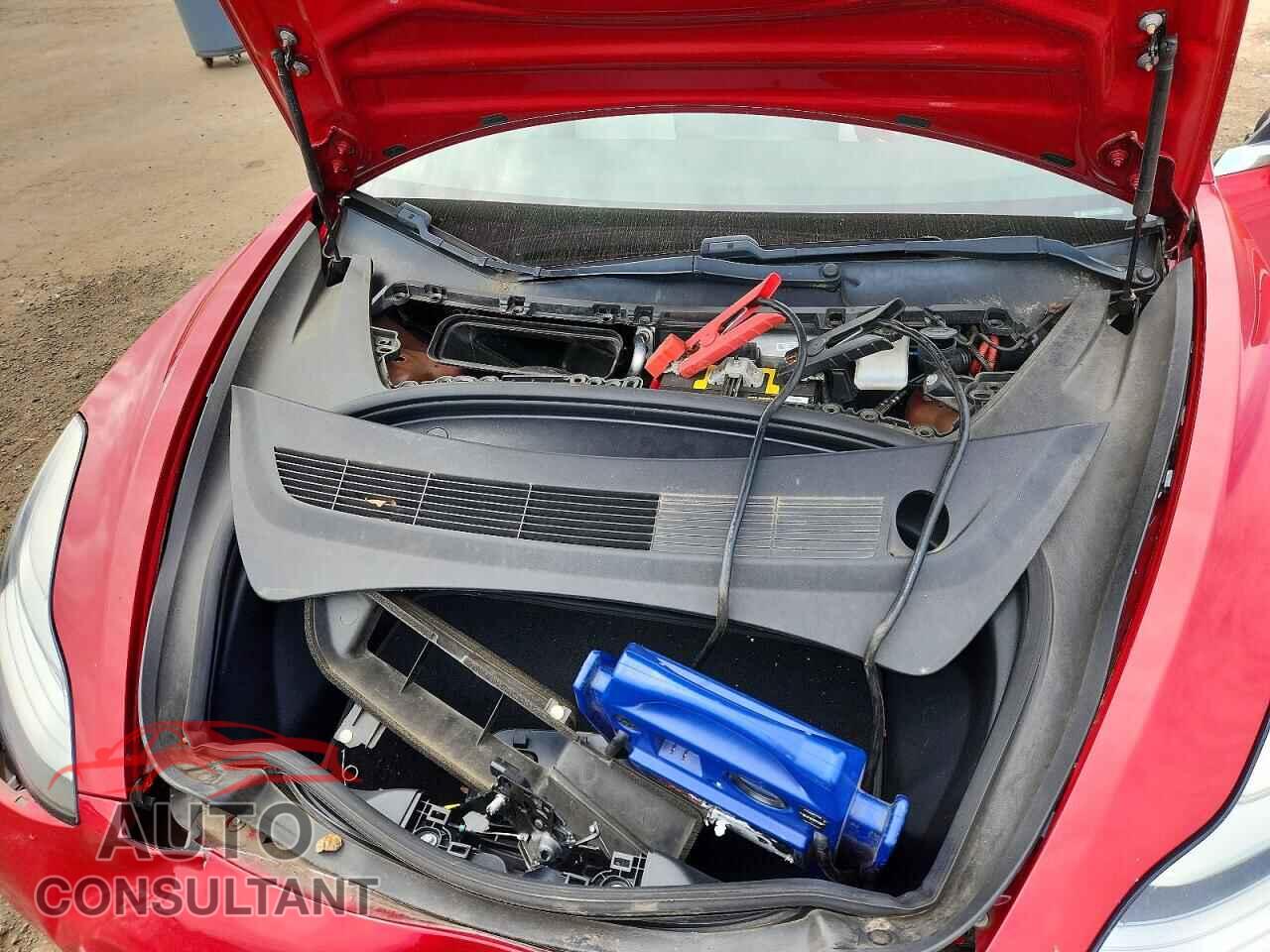 TESLA MODEL 3 2018 - 5YJ3E1EB3JF099561