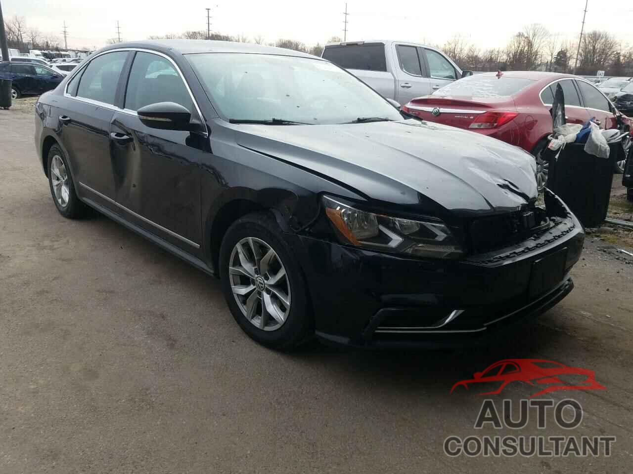 VOLKSWAGEN PASSAT 2017 - 1VWAT7A33HC021168