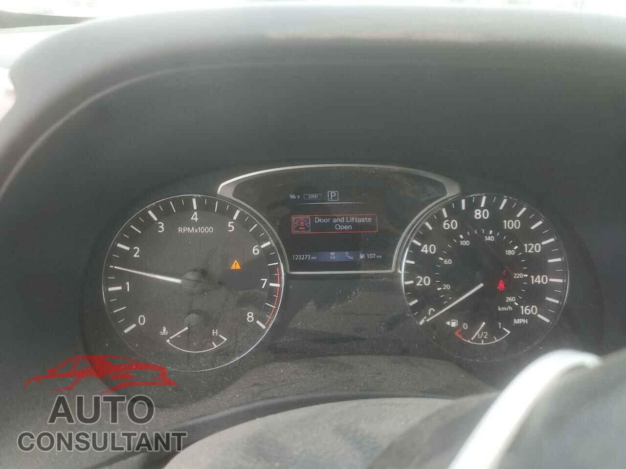 NISSAN PATHFINDER 2019 - 5N1DR2MM7KC616002