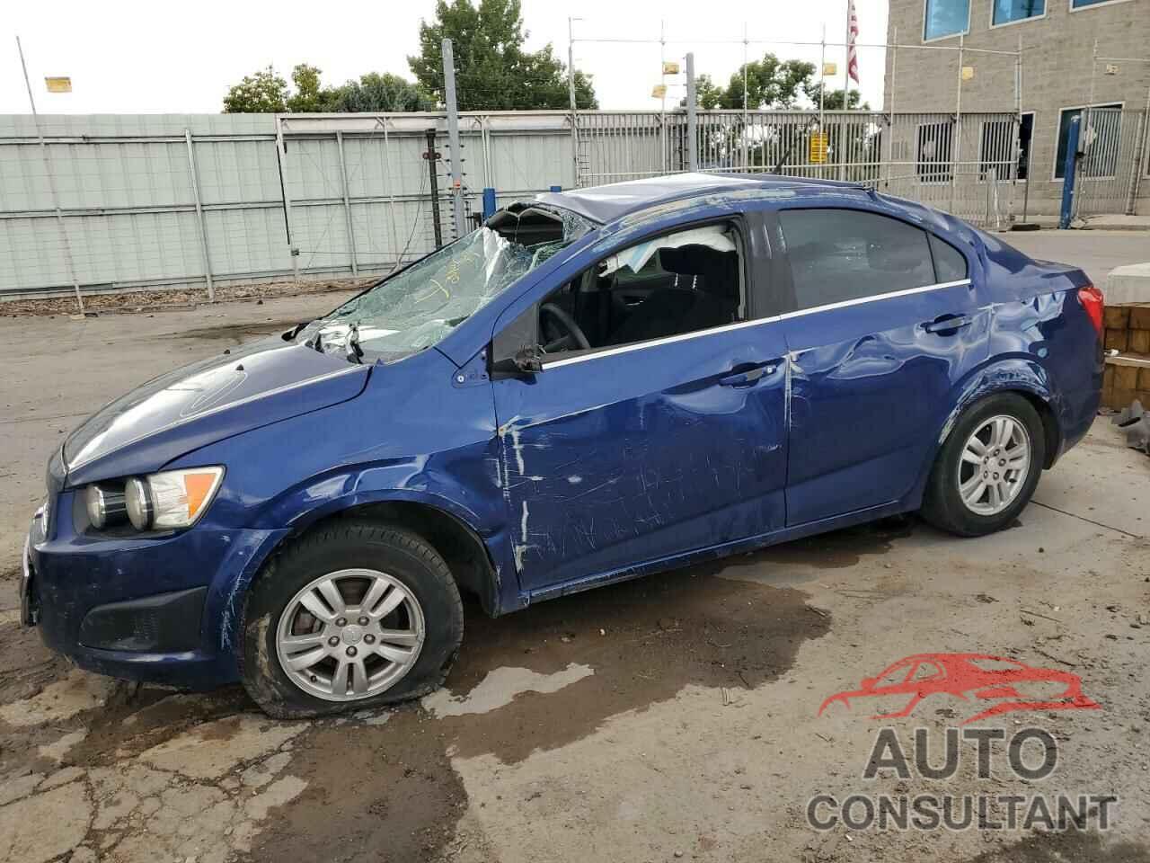 CHEVROLET SONIC 2014 - 1G1JC5SH0E4103925