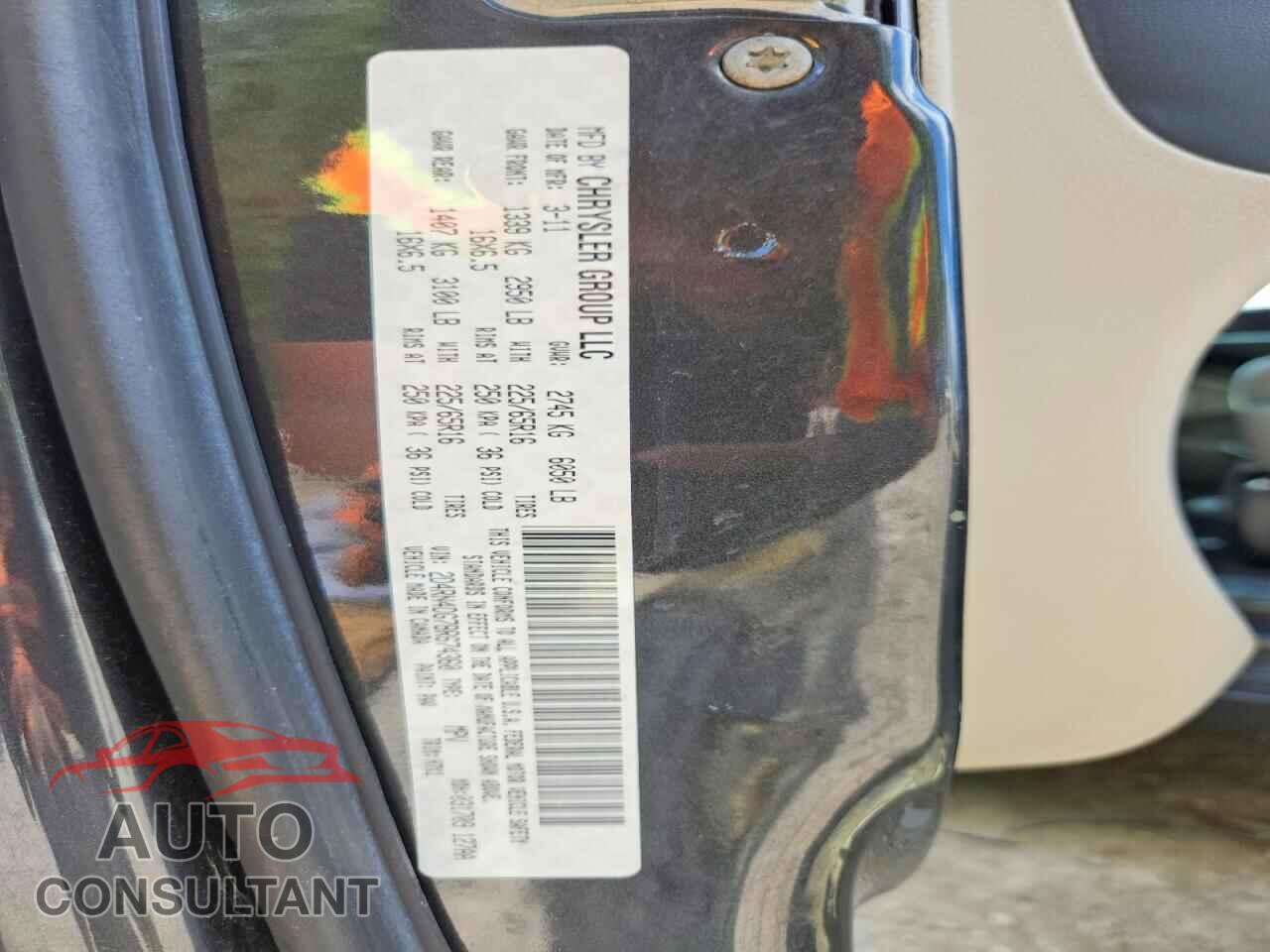 DODGE CARAVAN 2011 - 2D4RN4DG7BR674360