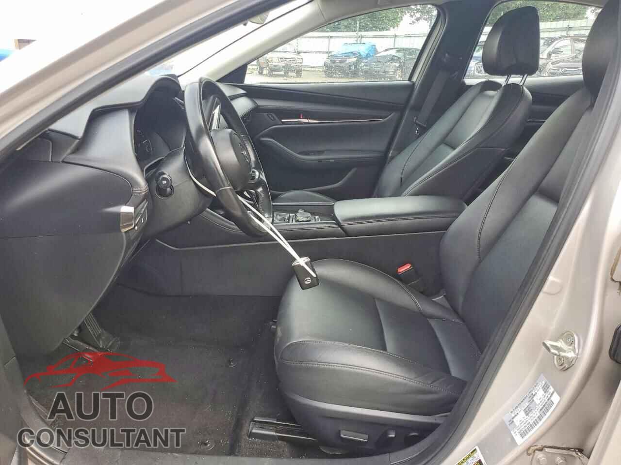 MAZDA 3 2024 - 3MZBPACM7RM414568