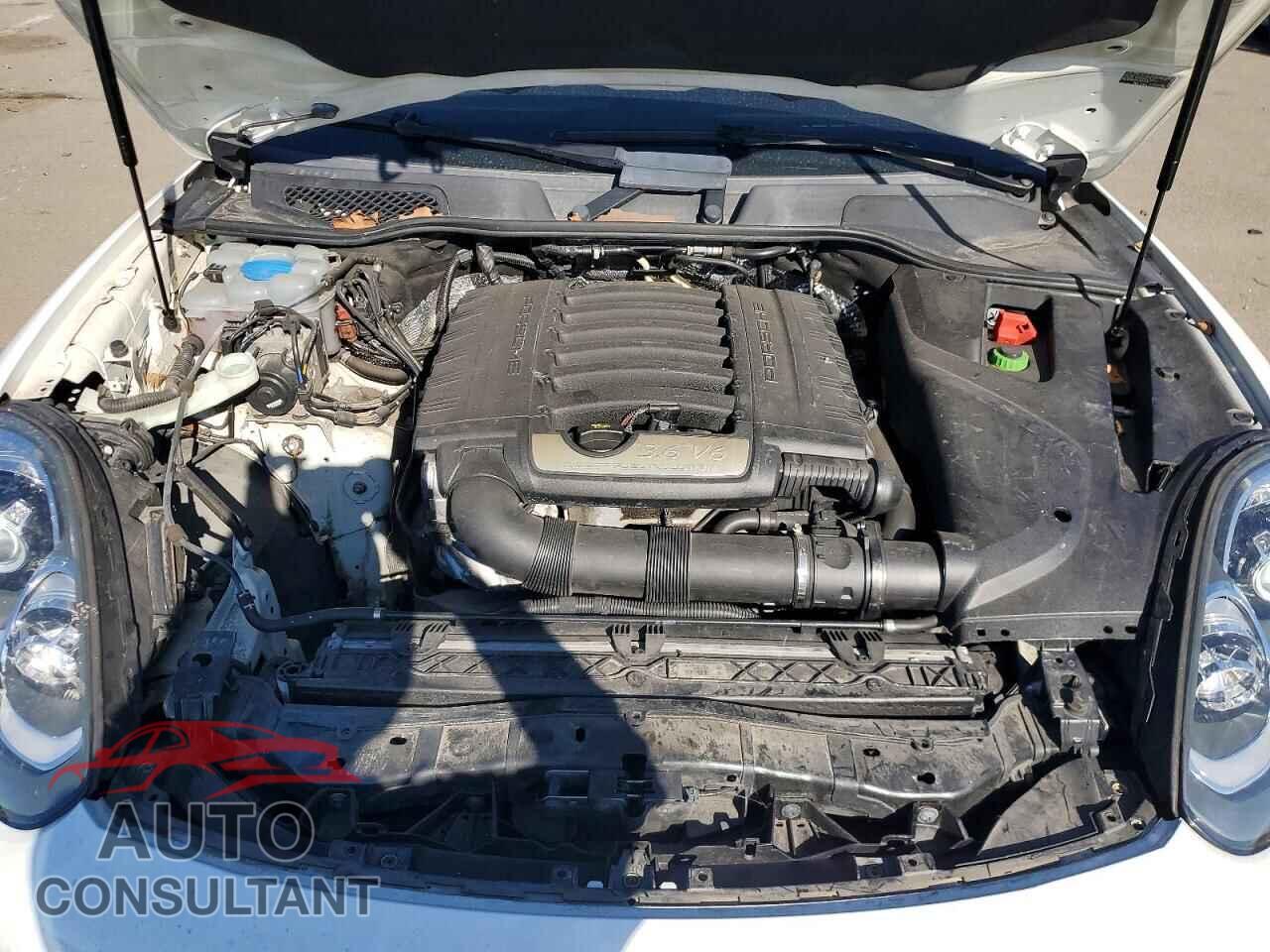 PORSCHE CAYENNE 2017 - WP1AA2A26HKA87933