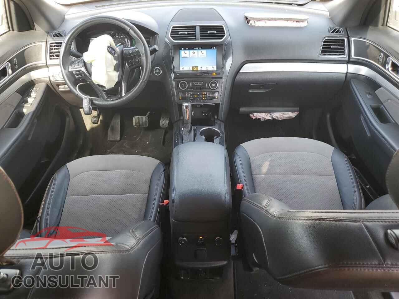 FORD EXPLORER 2017 - 1FM5K8D85HGE34802
