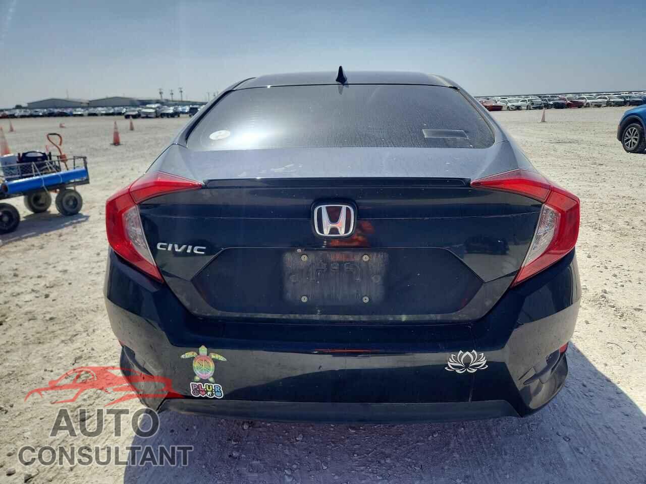 HONDA CIVIC 2018 - JHMFC1F73JX024313