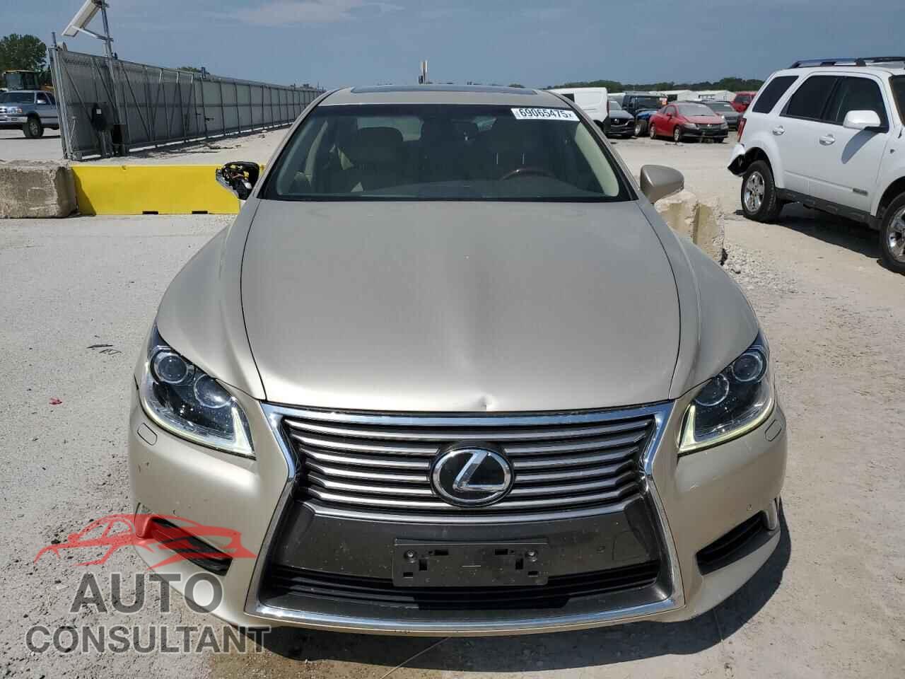 LEXUS LS460 2016 - JTHCL5EFXG5026356