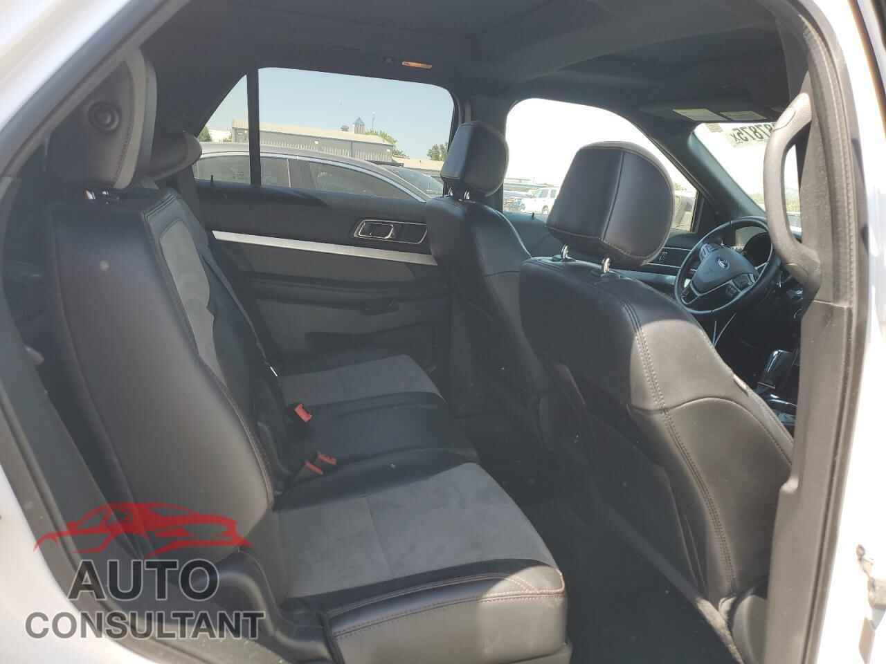 FORD EXPLORER 2017 - 1FM5K8D86HGB92330