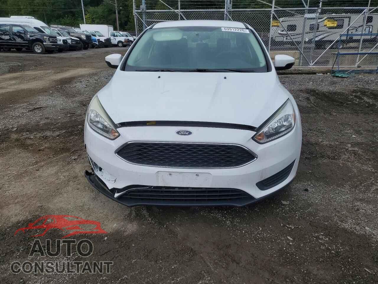 FORD FOCUS 2017 - 1FADP3F29HL242681