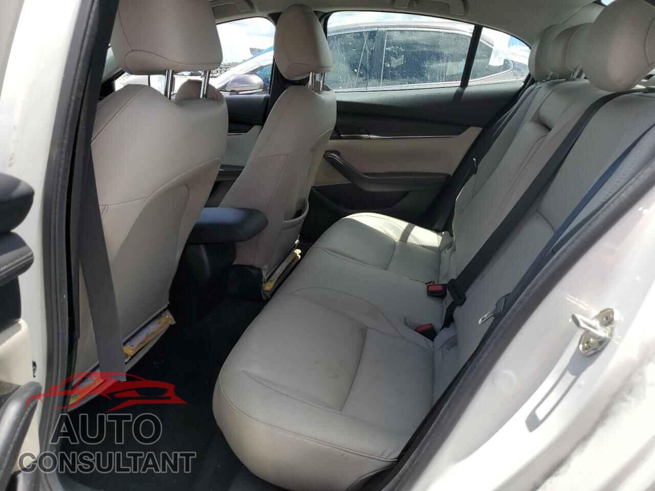 MAZDA 3 2023 - 3MZBPACM9PM374362