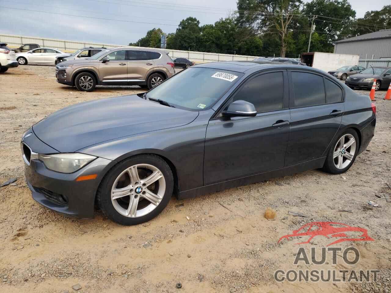 BMW 3 SERIES 2013 - WBA3C1C50DF442097