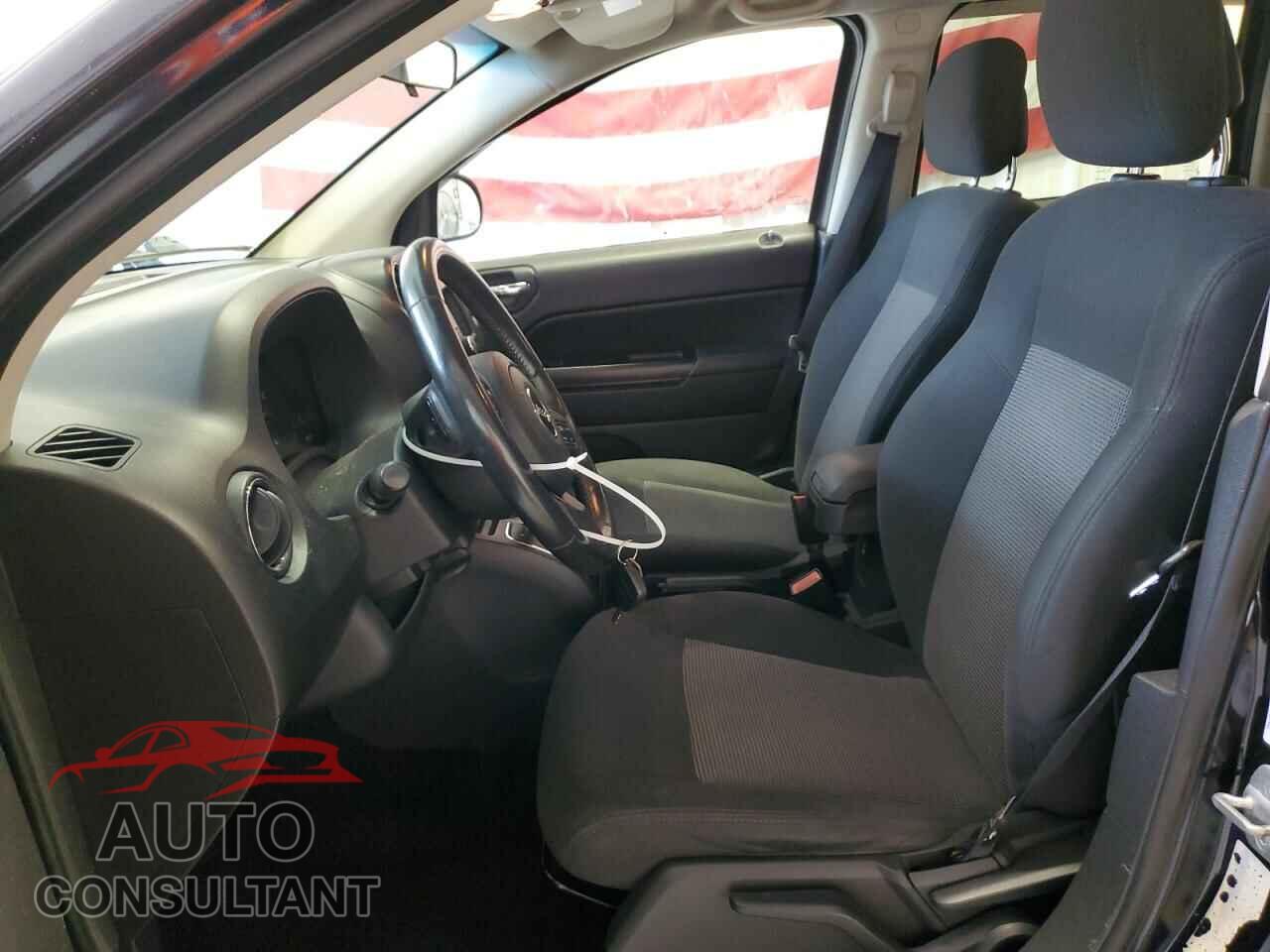 JEEP COMPASS 2011 - 1J4NF1FB4BD197814