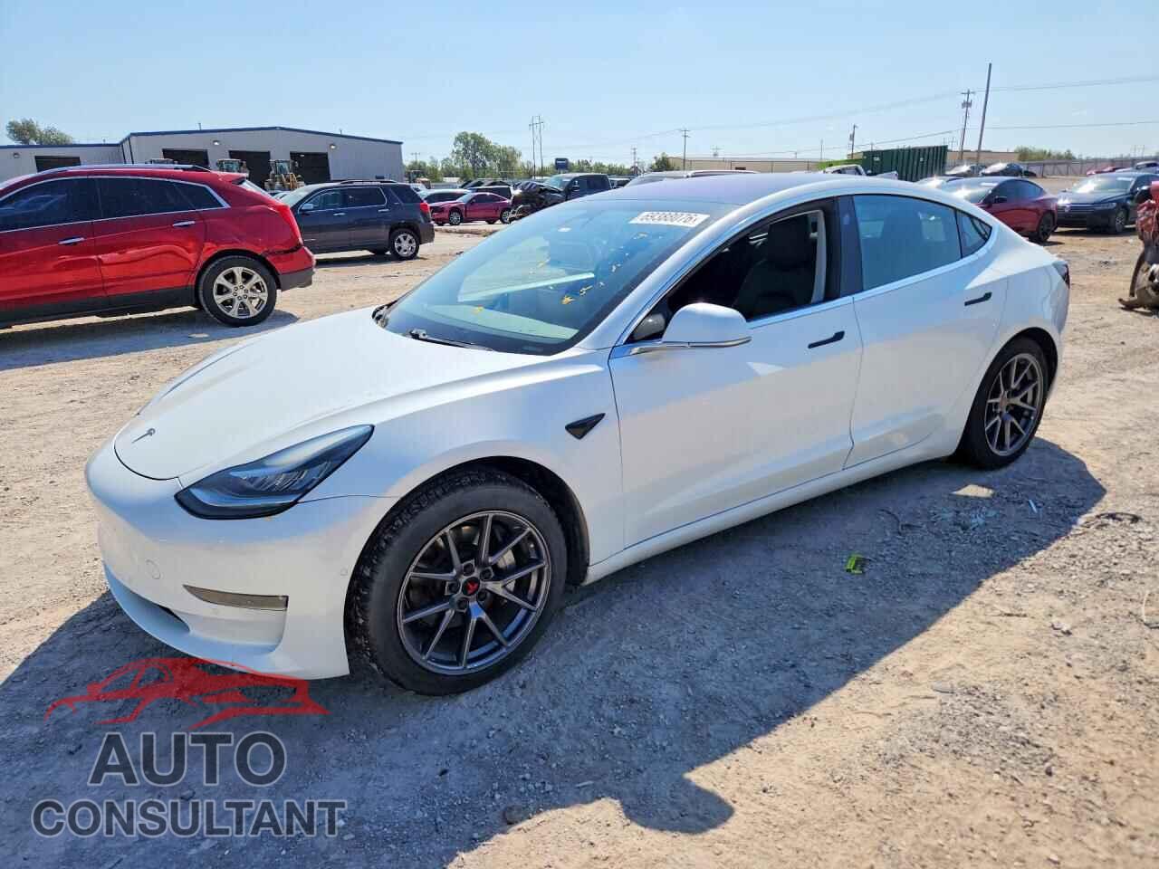 TESLA MODEL 3 2018 - 5YJ3E1EA7JF019637
