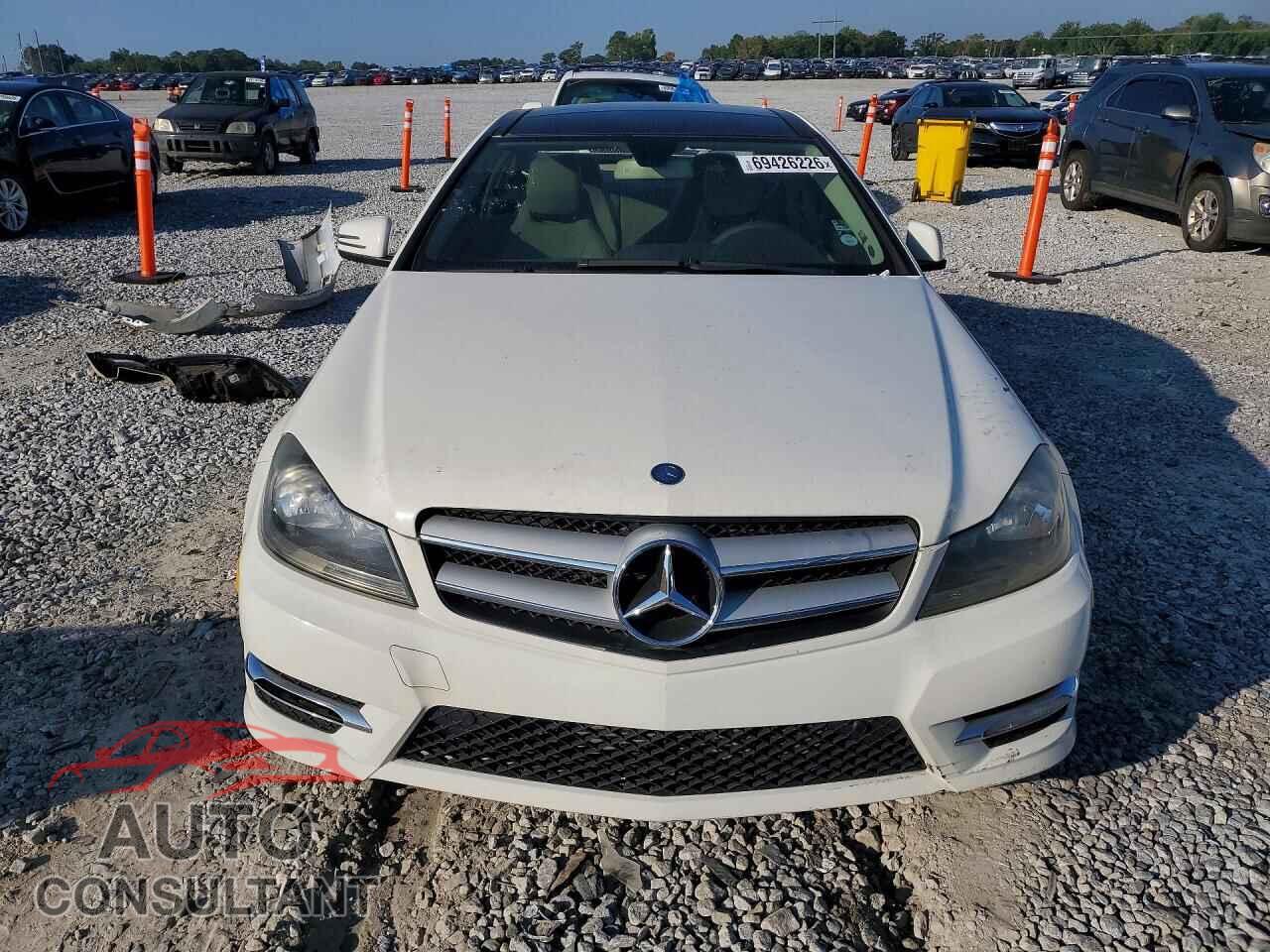 MERCEDES-BENZ C-CLASS 2012 - WDDGJ4HB6CF930114