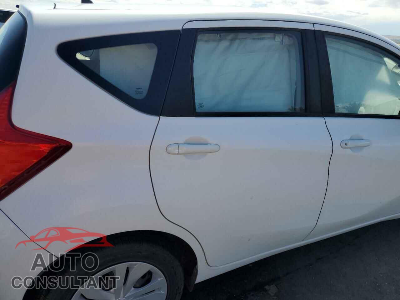 NISSAN VERSA 2017 - 3N1CE2CP2HL354462