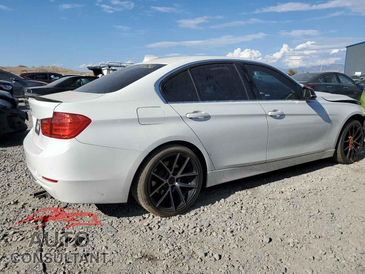 BMW 3 SERIES 2013 - WBA3A5C52DF602865
