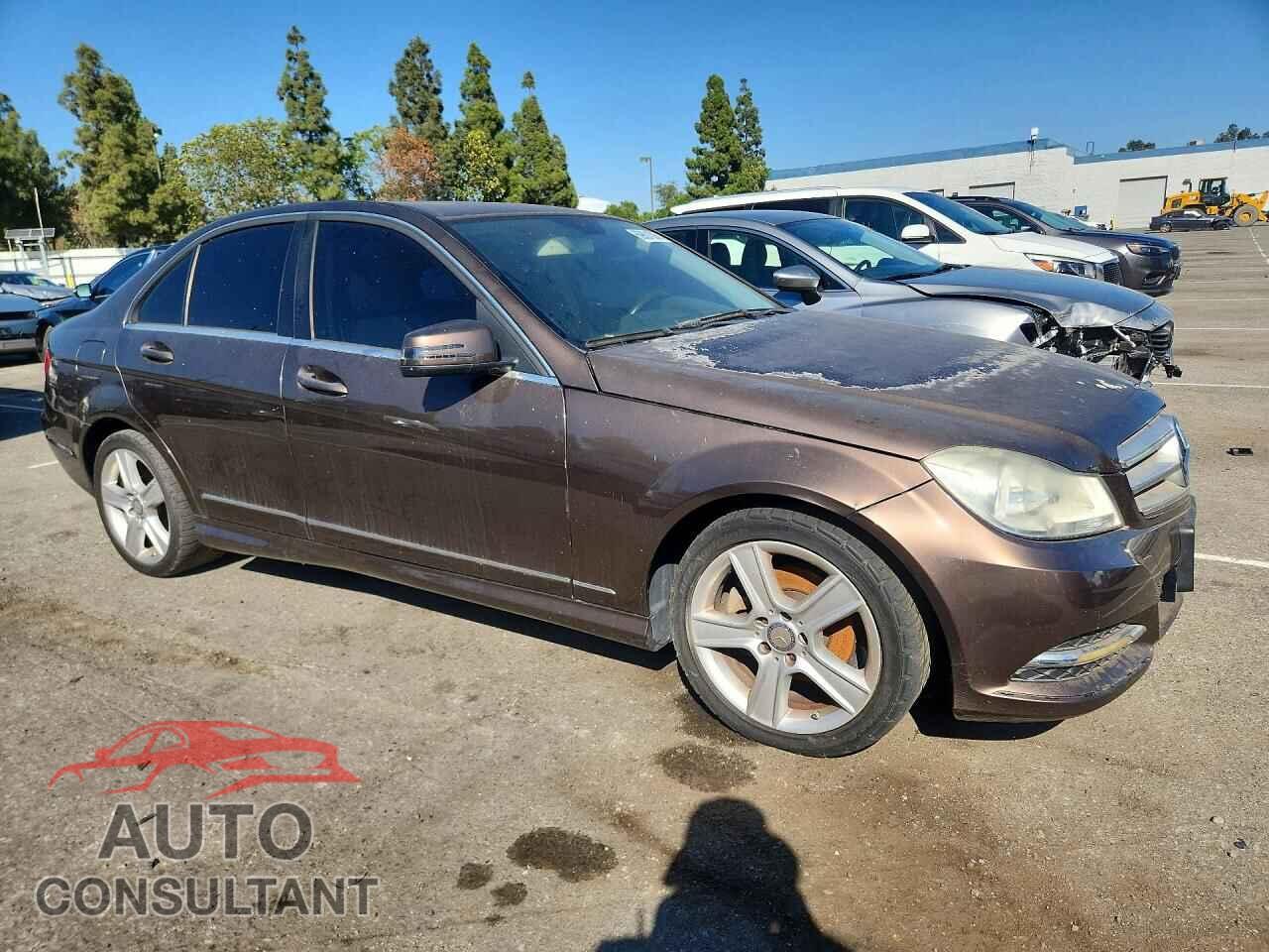MERCEDES-BENZ C-CLASS 2013 - WDDGF4HB5DA789732
