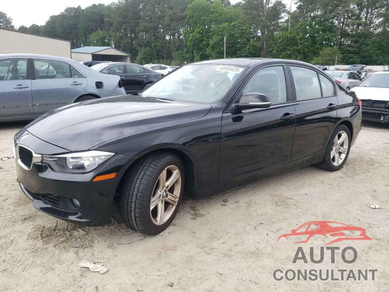 BMW 3 SERIES 2013 - WBA3C1C52DF442490