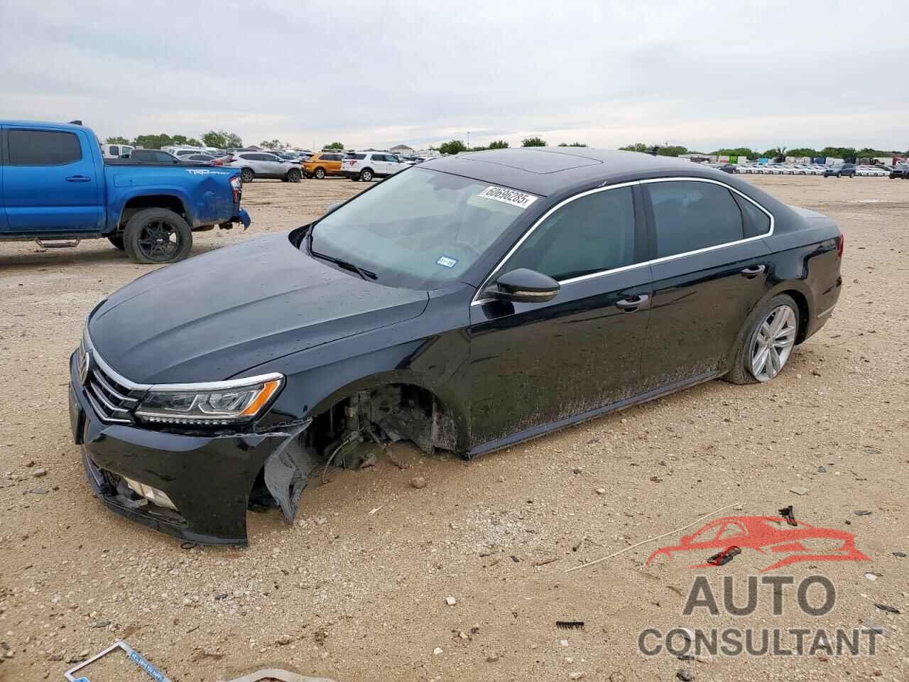 VOLKSWAGEN PASSAT 2017 - 1VWGT7A3XHC072659