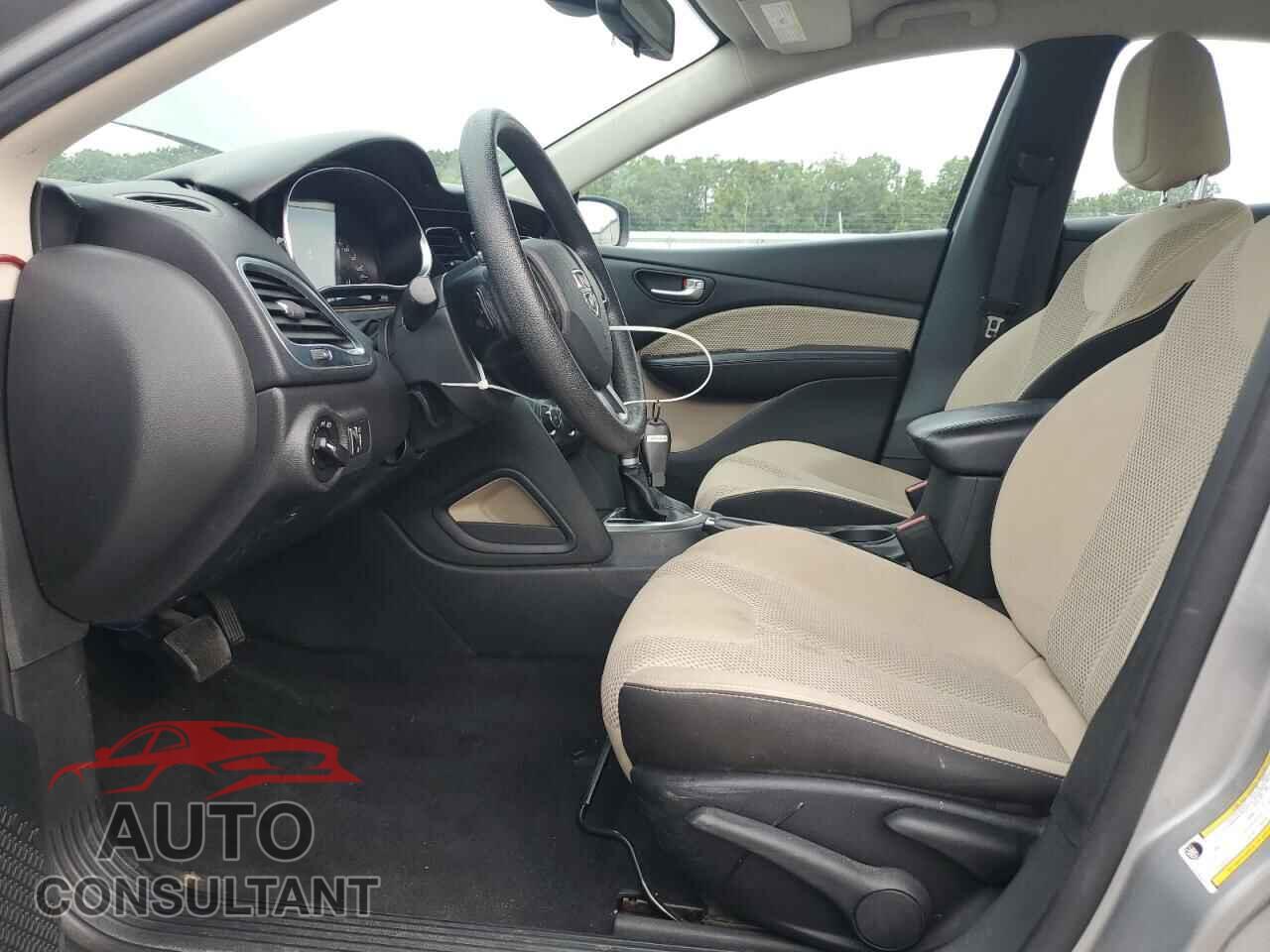 DODGE DART 2015 - 1C3CDFBB7FD351058