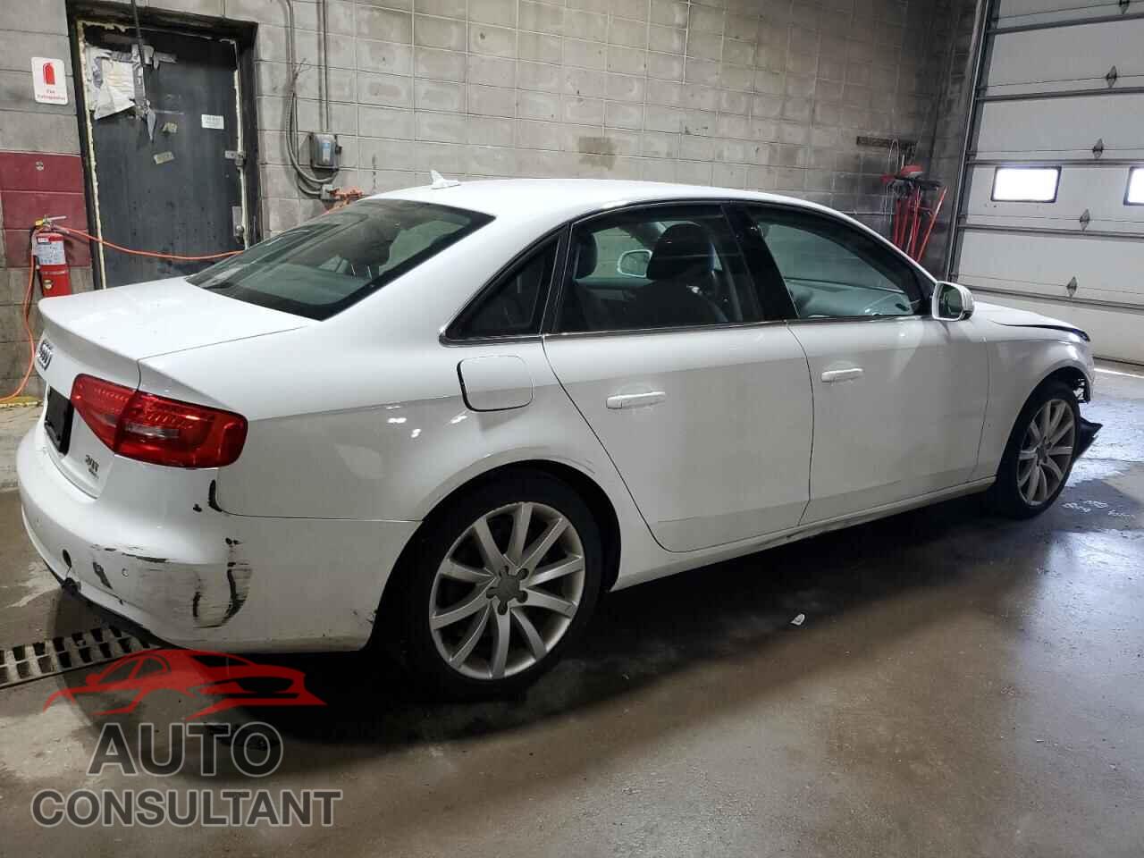 AUDI A4 2013 - WAUFFAFL6DN014510