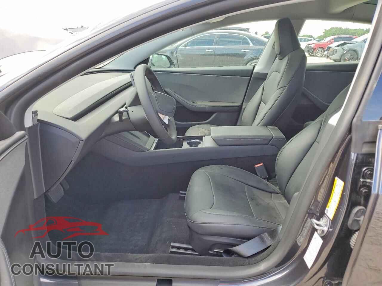 TESLA MODEL 3 2026 - 5YJ3E1EA4TF147630