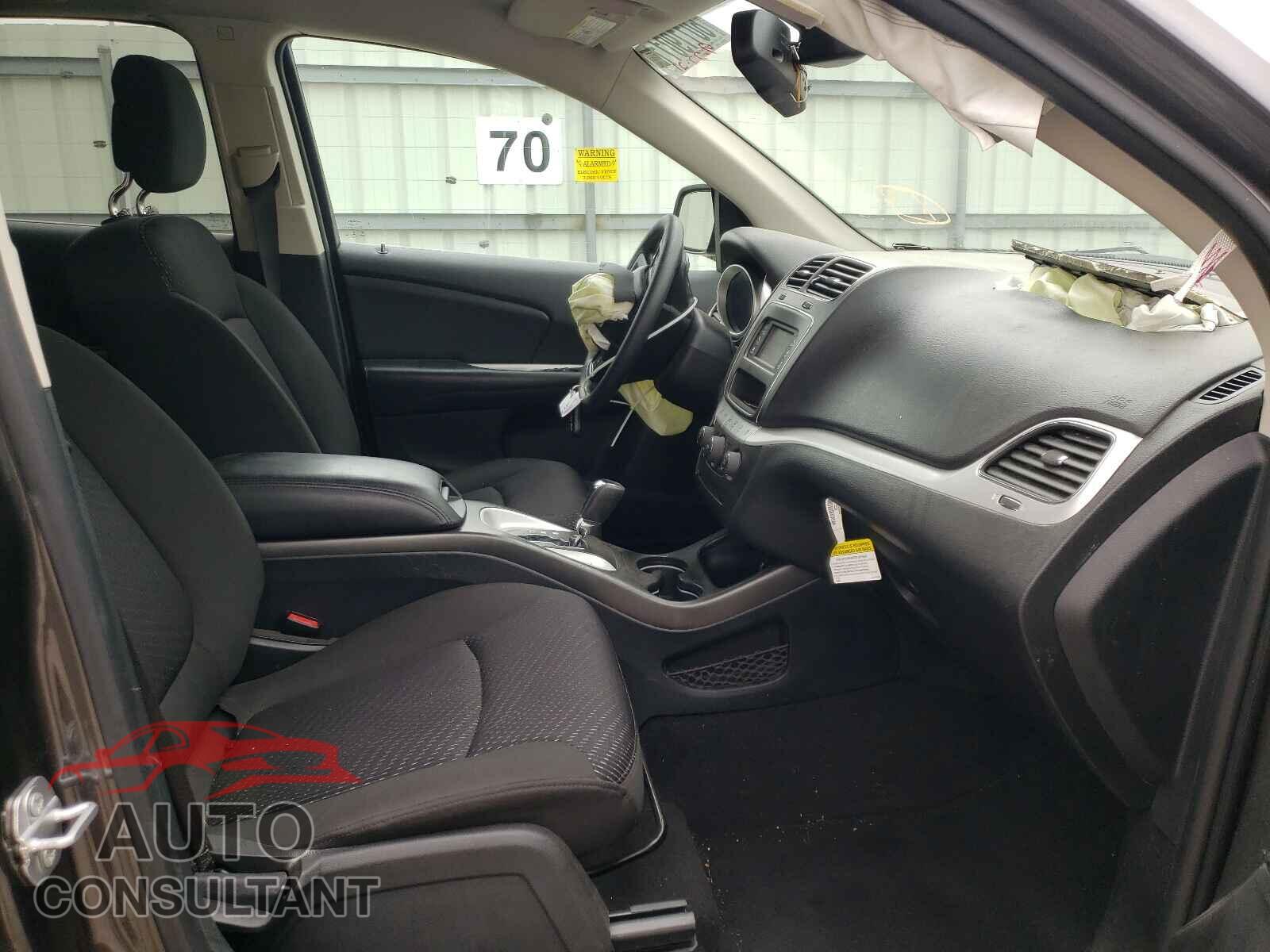 DODGE JOURNEY 2019 - 3C4PDCBB5KT719267