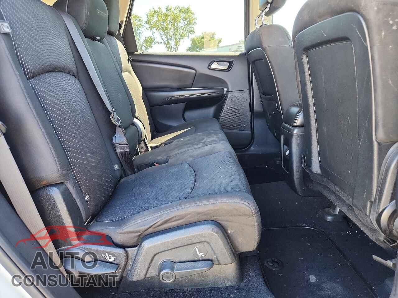 DODGE JOURNEY 2017 - 3C4PDCBG0HT511382