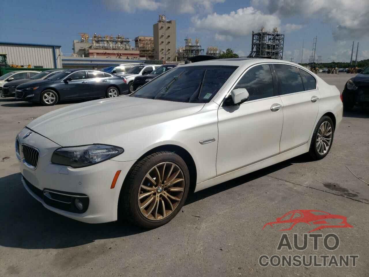 BMW 5 SERIES 2016 - WBA5A5C57GD525550