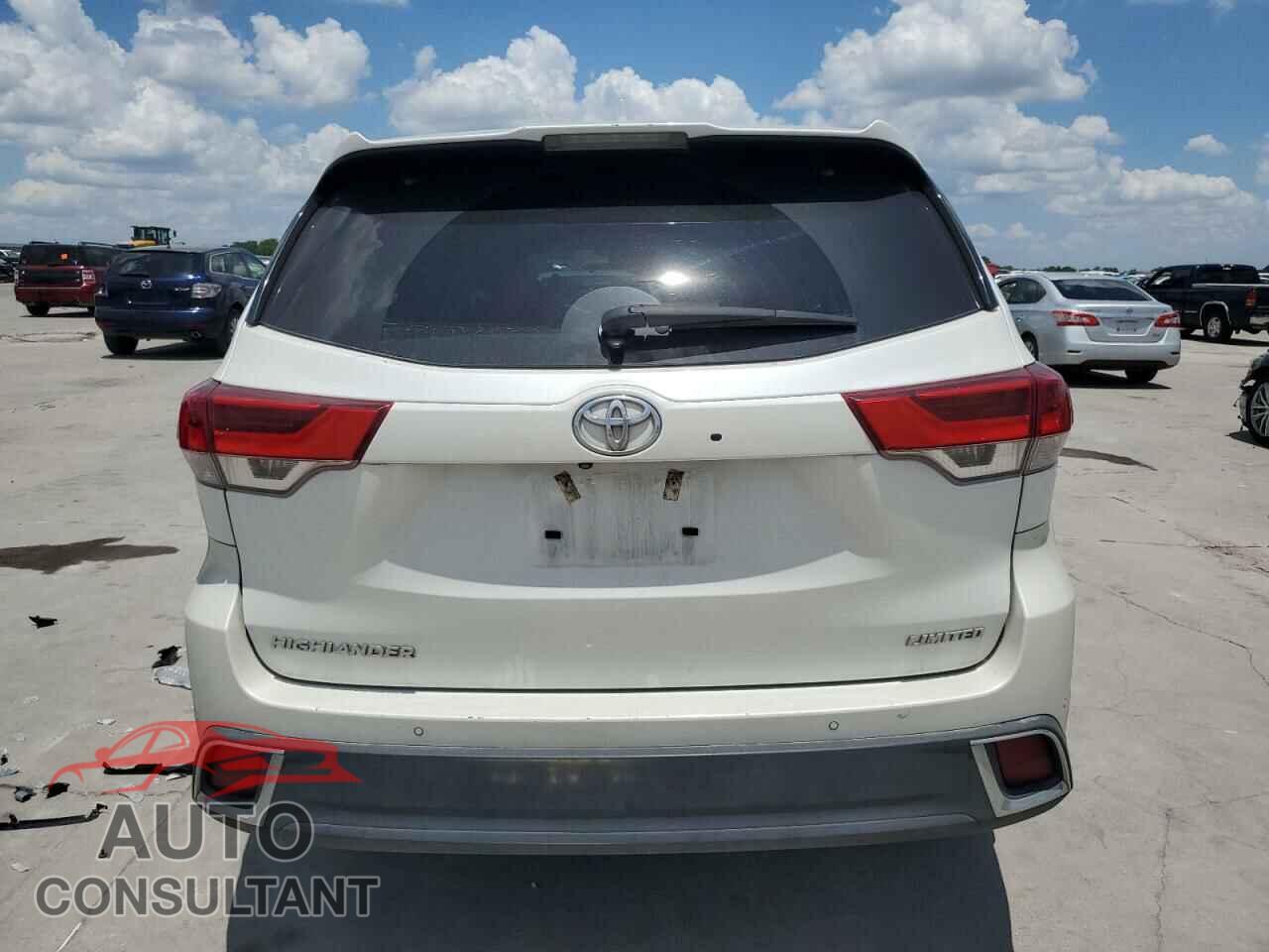 TOYOTA HIGHLANDER 2017 - 5TDYZRFH7HS215457