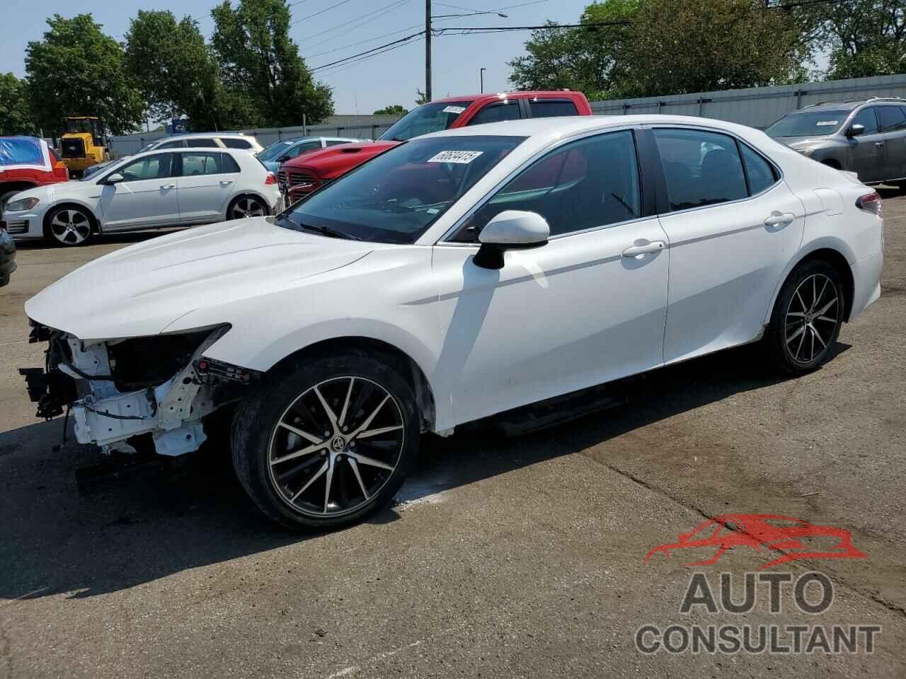 TOYOTA CAMRY 2021 - 4T1G11AK1MU517545