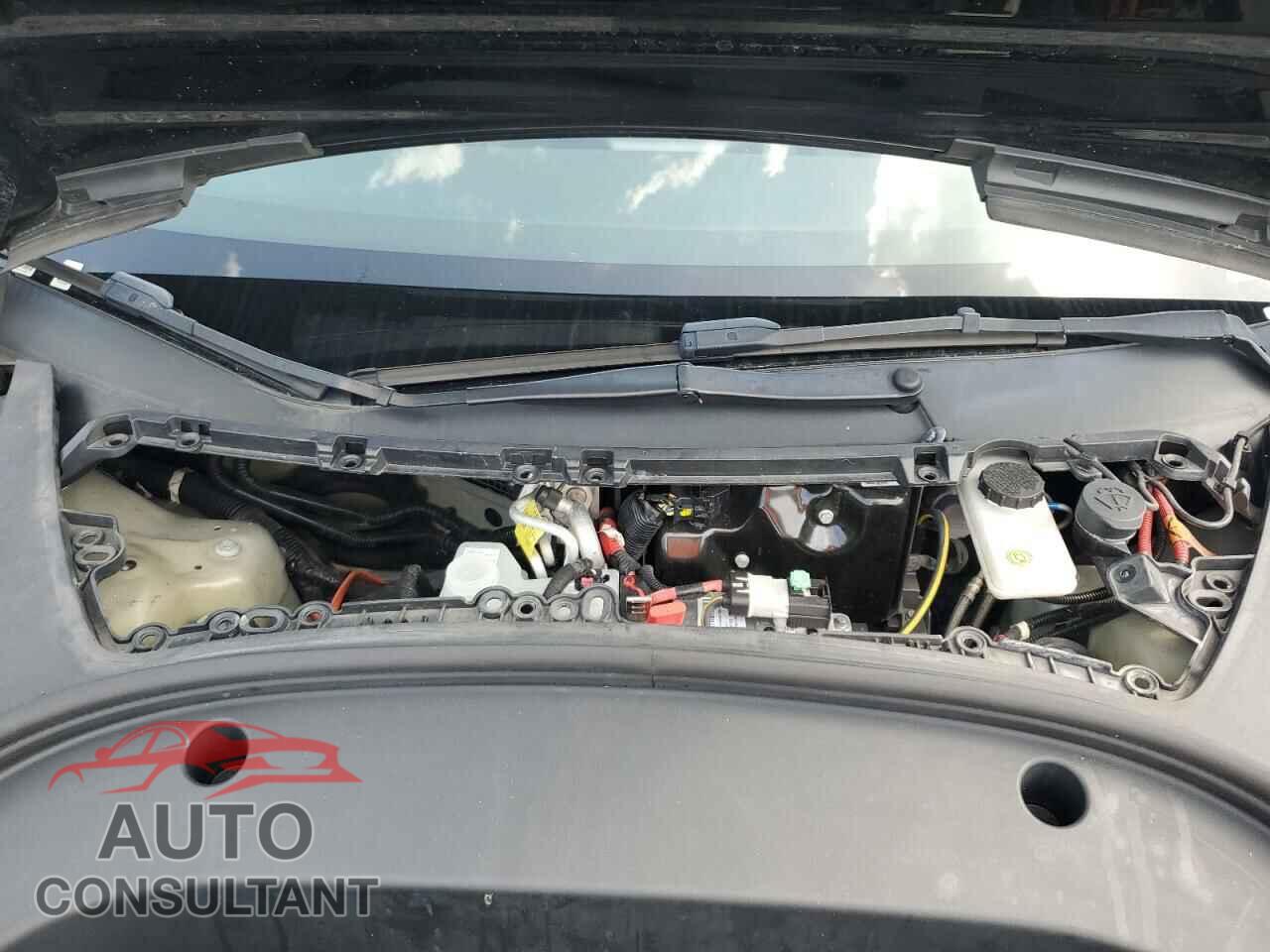 TESLA MODEL 3 2023 - 5YJ3E1EAXPF452359