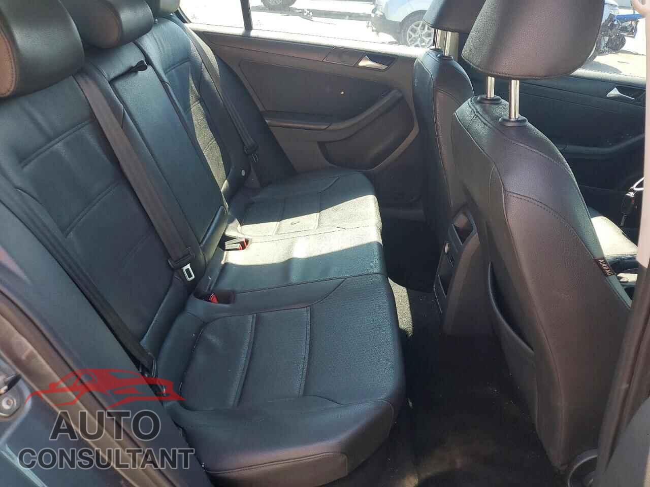 VOLKSWAGEN JETTA 2012 - 3VWDP7AJ4CM007738