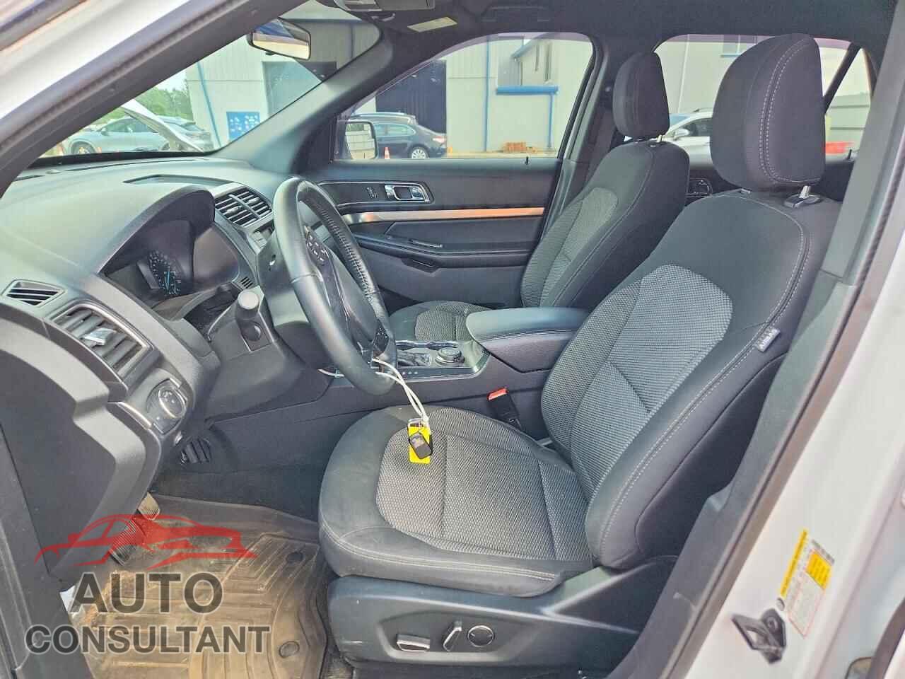 FORD EXPLORER 2018 - 1FM5K8DH2JGB24905