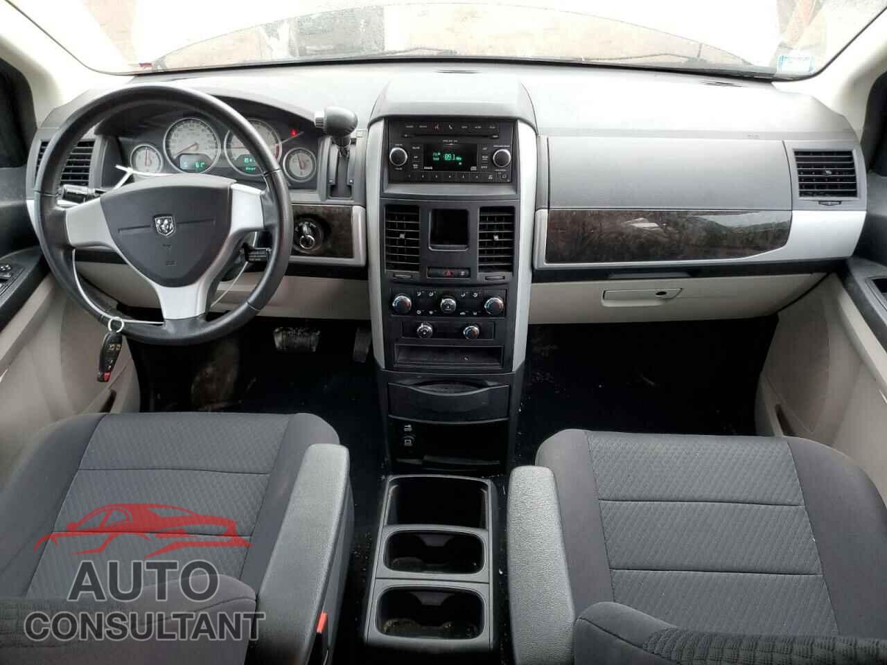 DODGE CARAVAN 2010 - 2D4RN5D17AR426884